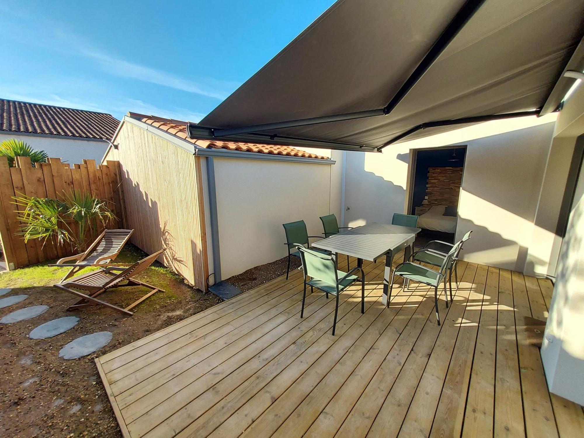 Les Pertuis Rochelais Bed & Breakfast Perigny  Exterior photo